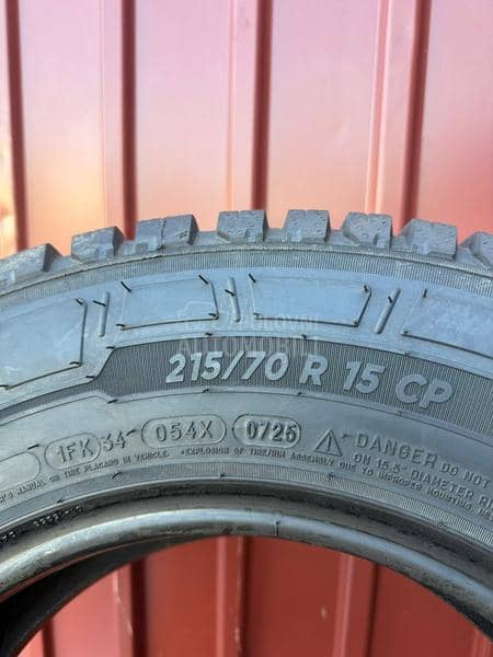 Michelin 215/70 R15 Zimska