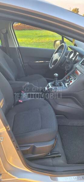 Peugeot 5008 1.6 THP 16V