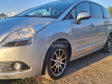 Peugeot 5008 1.6 THP 16V