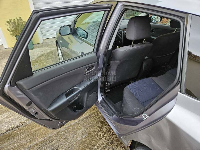 Mazda 3 1.6 CDi