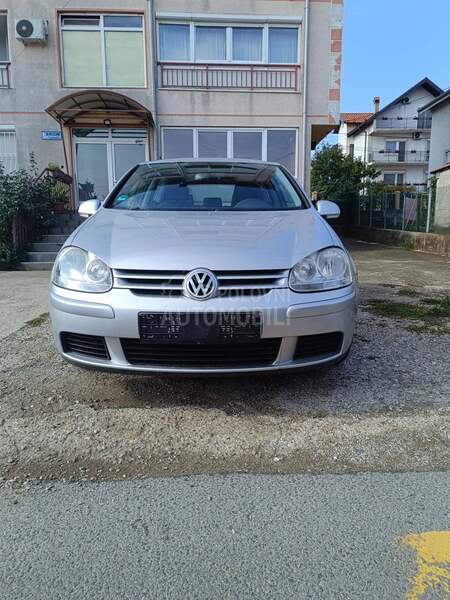 Volkswagen Golf 5 1.4
