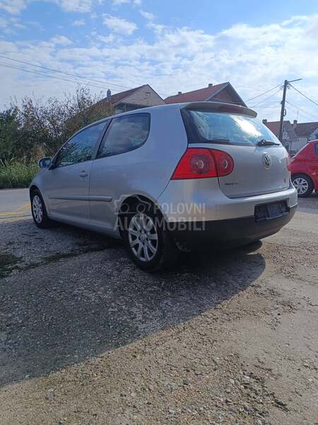 Volkswagen Golf 5 1.4