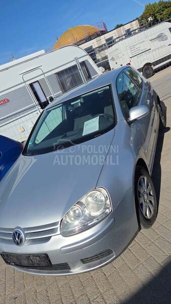 Volkswagen Golf 5 1.4