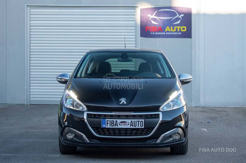 Peugeot 208 1.2Allure LED