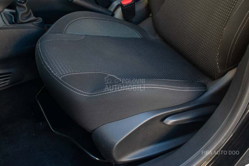 Peugeot 208 1.2Allure LED