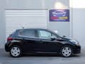 Peugeot 208 1.2Allure LED