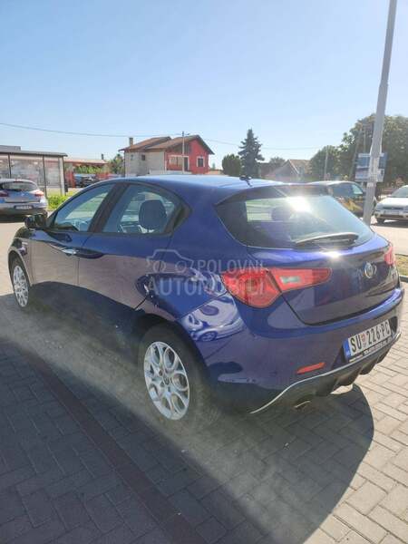 Alfa Romeo Giulietta 