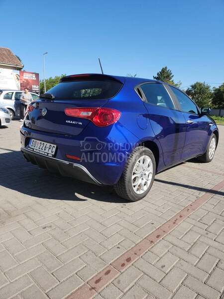 Alfa Romeo Giulietta 