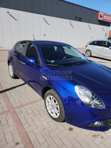 Alfa Romeo Giulietta 