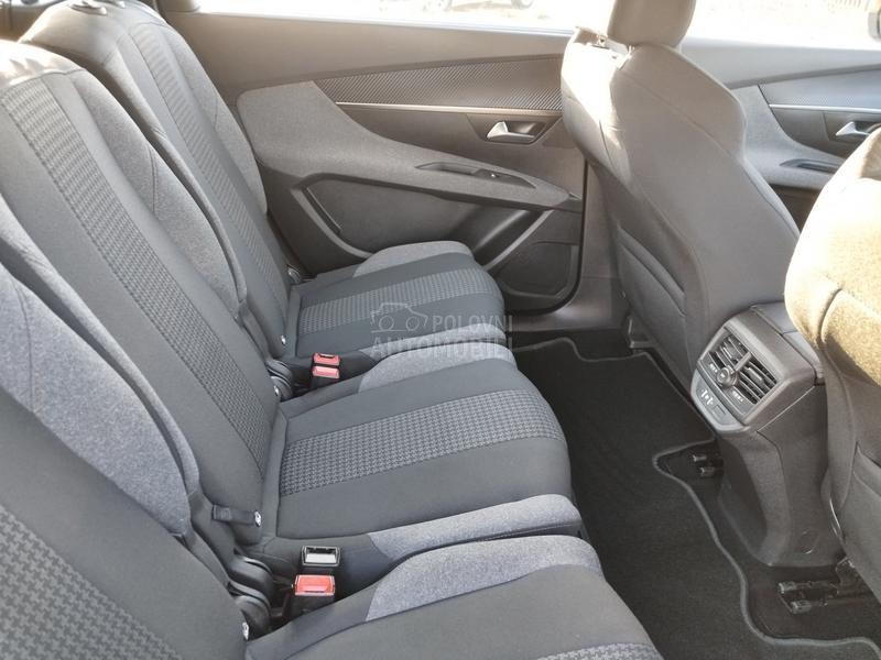 Peugeot 5008 1.5 BLUEHDI