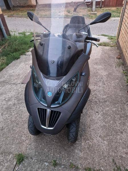Piaggio MP3 500ie B kategorija