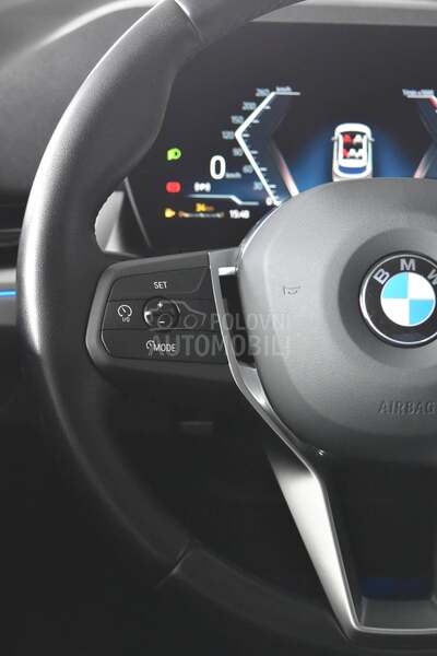 BMW 218 i Luxury Line AT