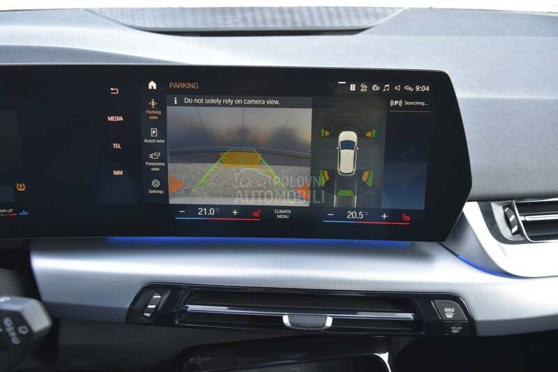 BMW 218 i Luxury Line AT