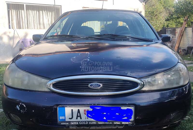 Ford Mondeo 