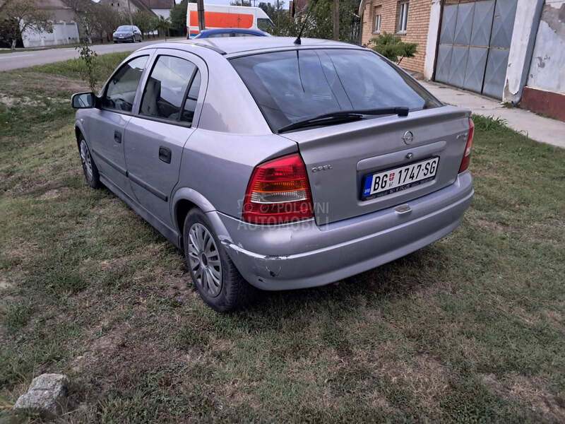 Opel Astra G 1.8