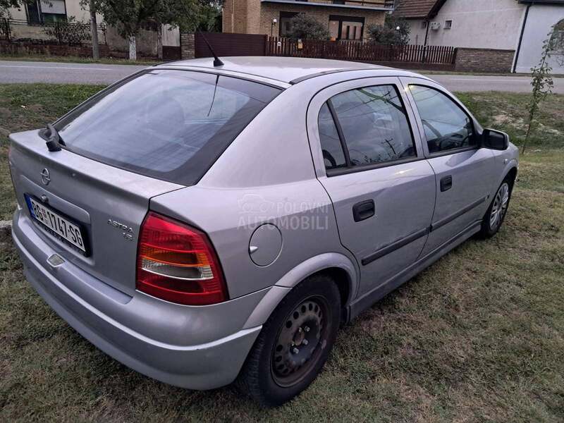 Opel Astra G 1.8
