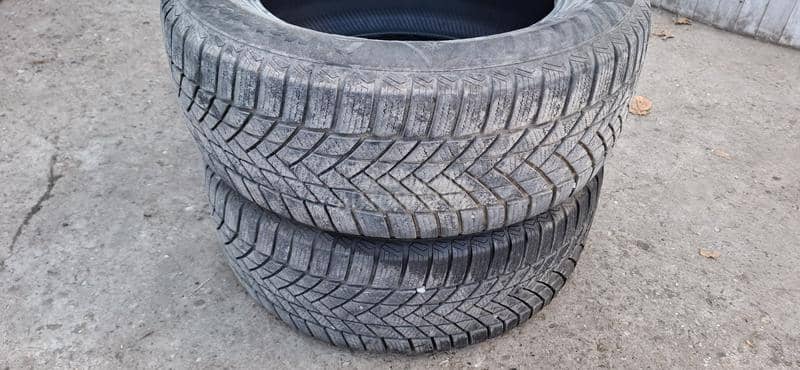 Matador 225/55 R16 Zimska