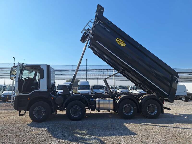 Iveco T WAY AD410T43 H  SV84