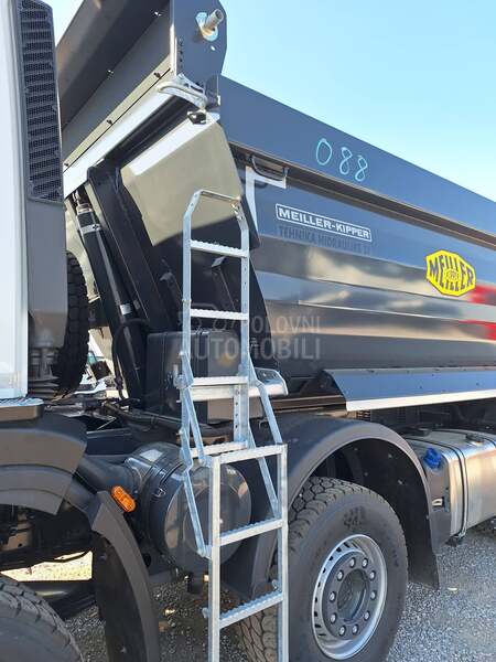 Iveco T WAY AD410T43 H  SV84