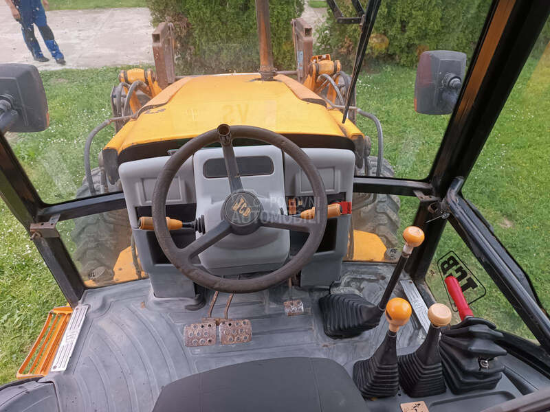 JCB 3CX