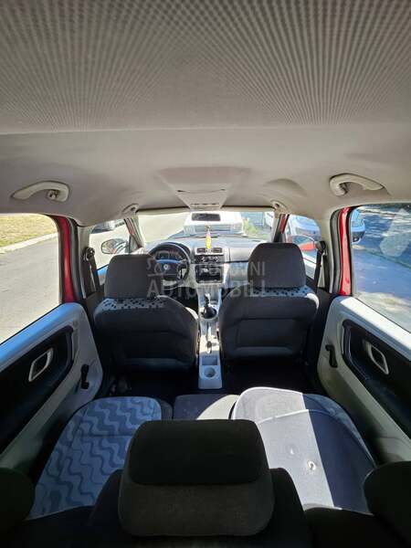 Škoda Roomster 1.4