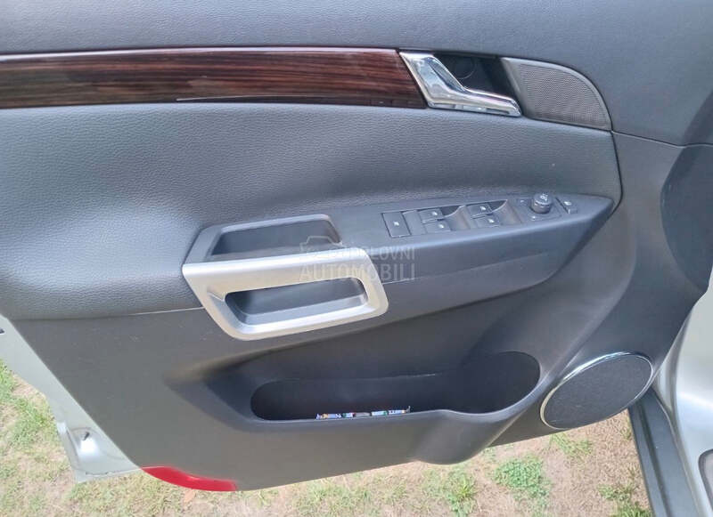 Opel Antara 