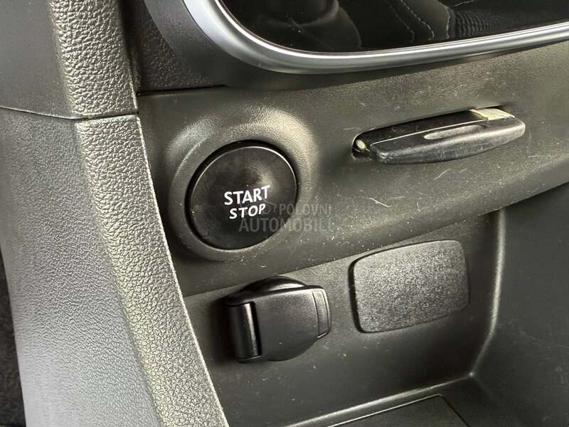 Renault Clio REZERVISAN