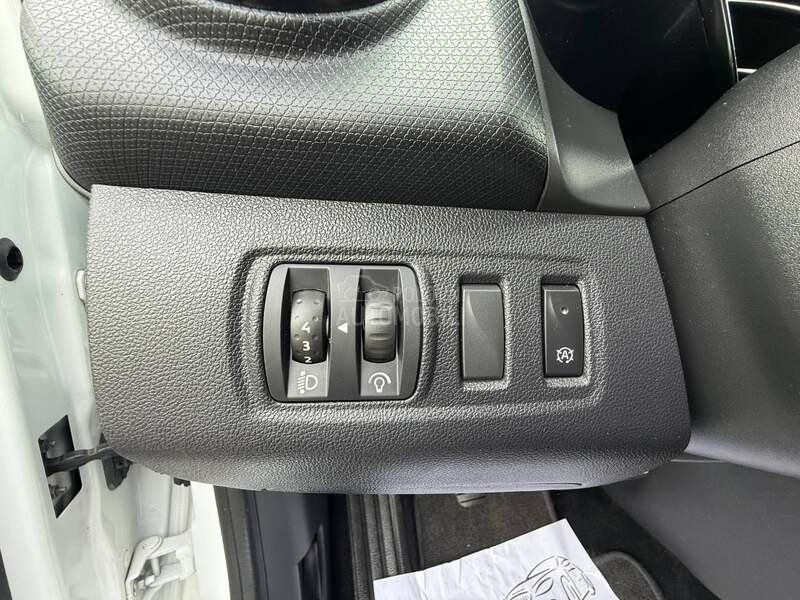 Renault Clio REZERVISAN