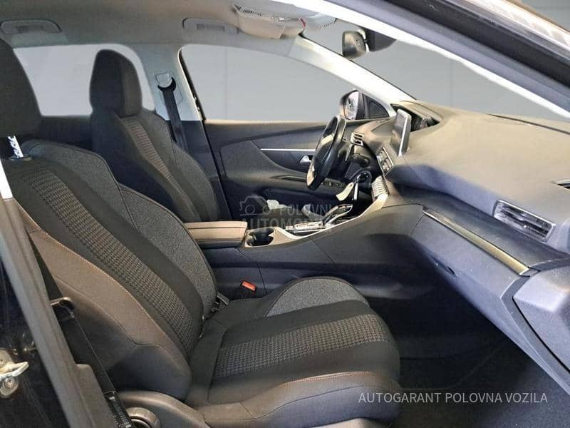 Peugeot 3008 1.2 ACTIVE A/T