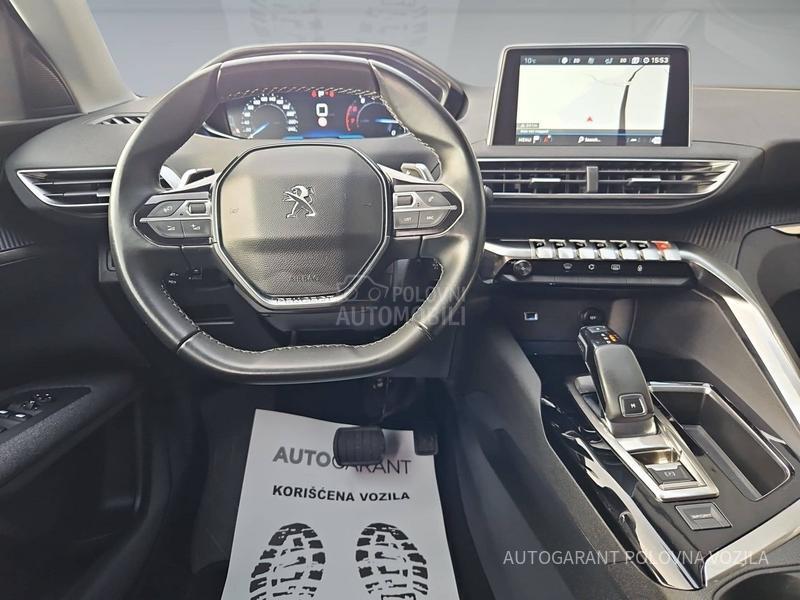 Peugeot 3008 1.2 ACTIVE A/T