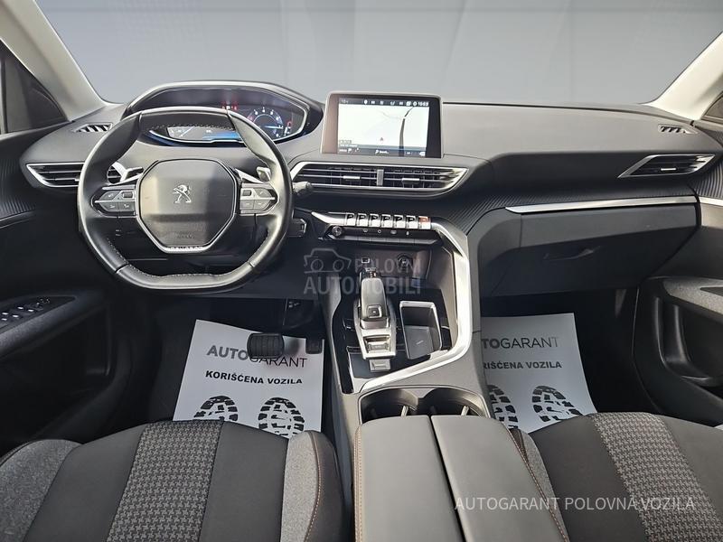 Peugeot 3008 1.2 ACTIVE A/T