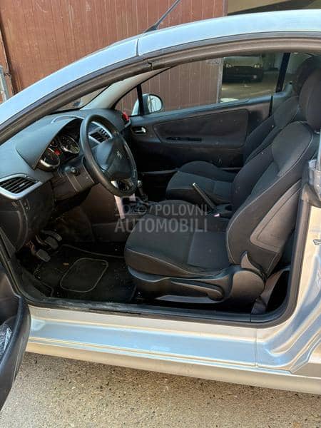 Peugeot 207 cc
