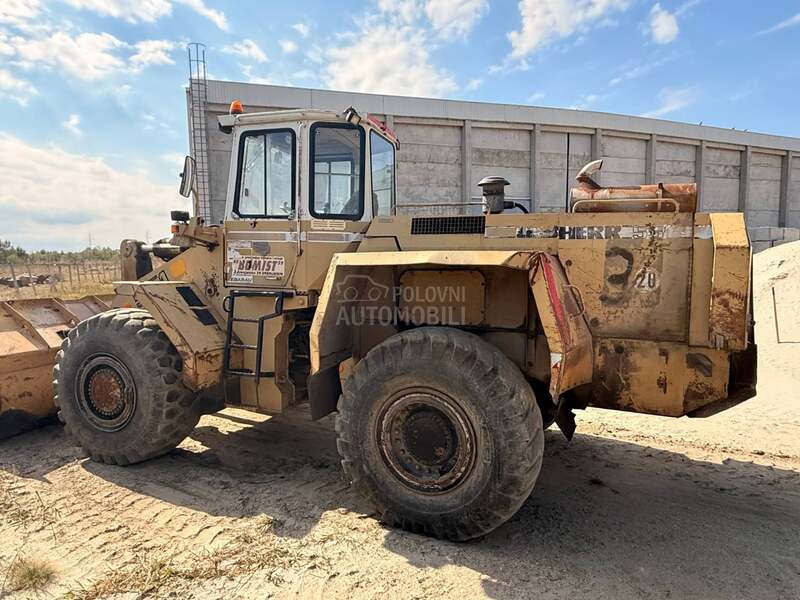 Liebherr 551
