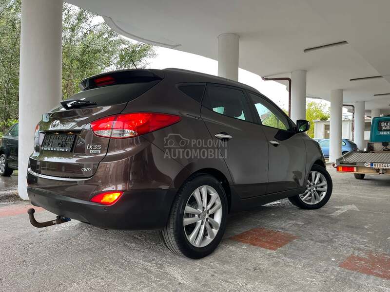 Hyundai ix35 2.0 CRDi STYLE 4WD