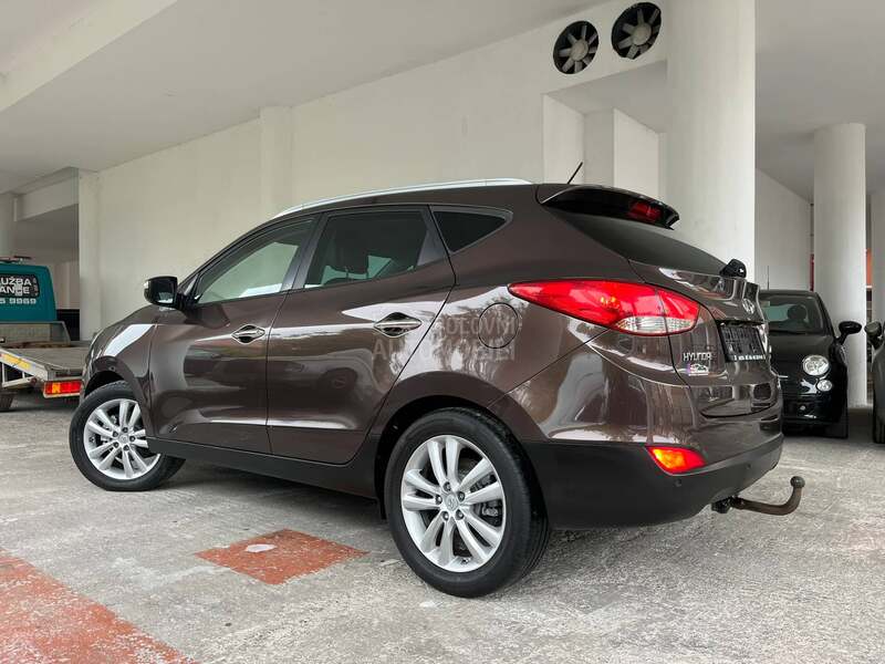 Hyundai ix35 2.0 CRDi STYLE 4WD