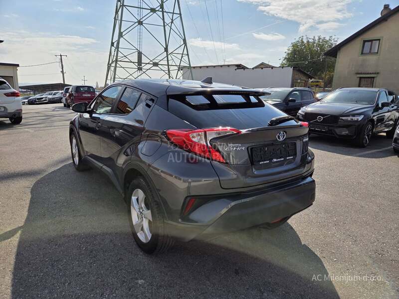 Toyota C-HR 1.8 Hybrid
