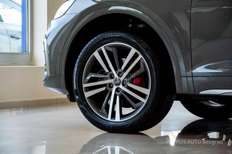 Audi Q5 2.0 TDI S line