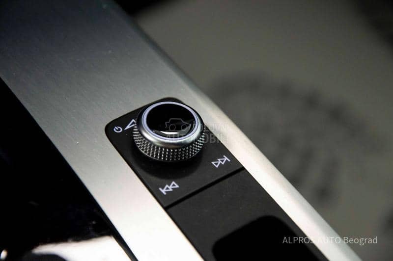 Audi Q5 2.0 TDI S line