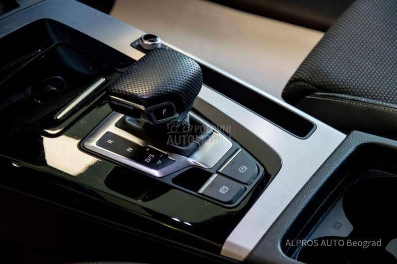 Audi Q5 2.0 TDI S line