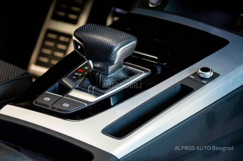 Audi Q5 2.0 TDI S line