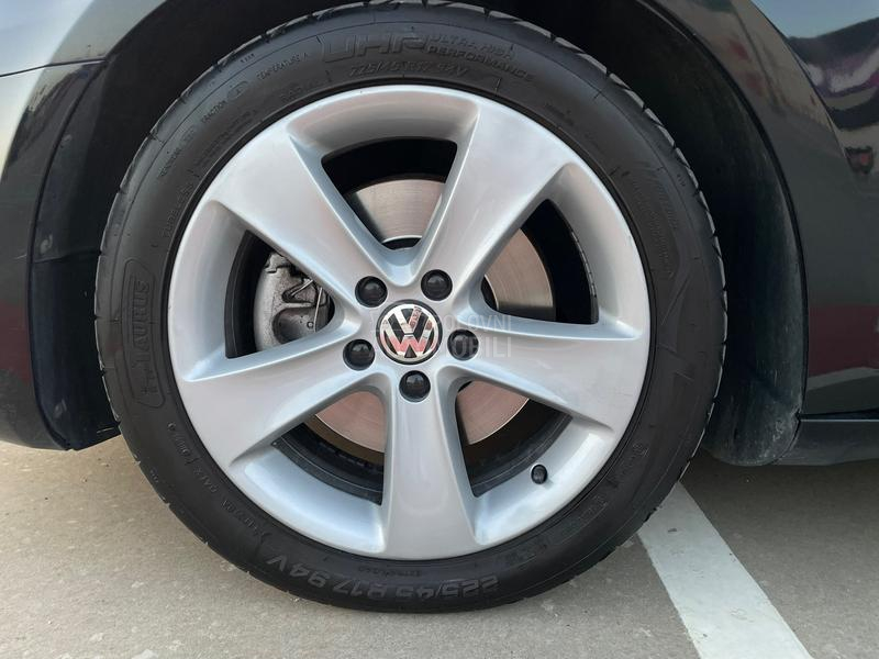 Volkswagen Passat CC 