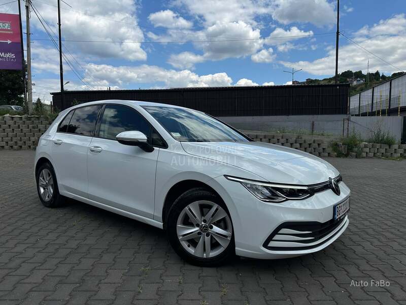 Volkswagen Golf 8 Life