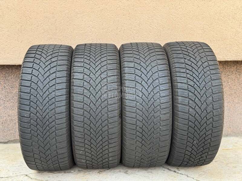 Bridgestone 225/55 R17 Zimska