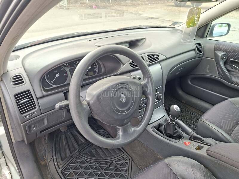 Renault Laguna 