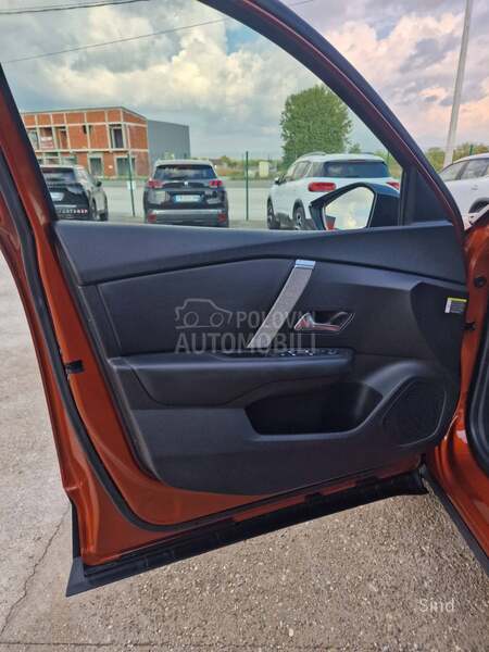 Citroen C4 1.2 PURETECH SHINE
