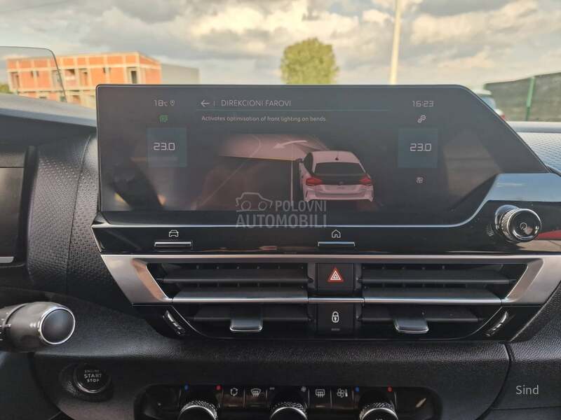 Citroen C4 1.2 PURETECH SHINE