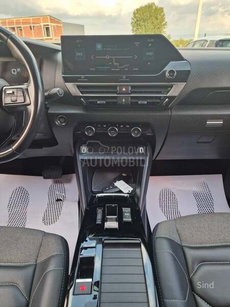 Citroen C4 1.2 PURETECH SHINE