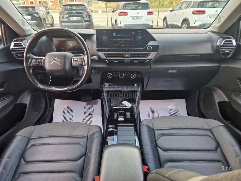 Citroen C4 1.2 PURETECH SHINE