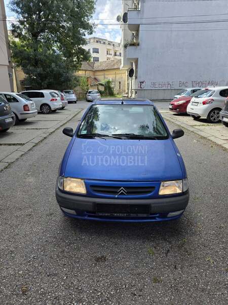 Citroen Saxo 