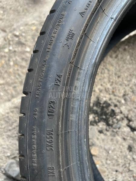Pirelli 235/40 R20 Letnja